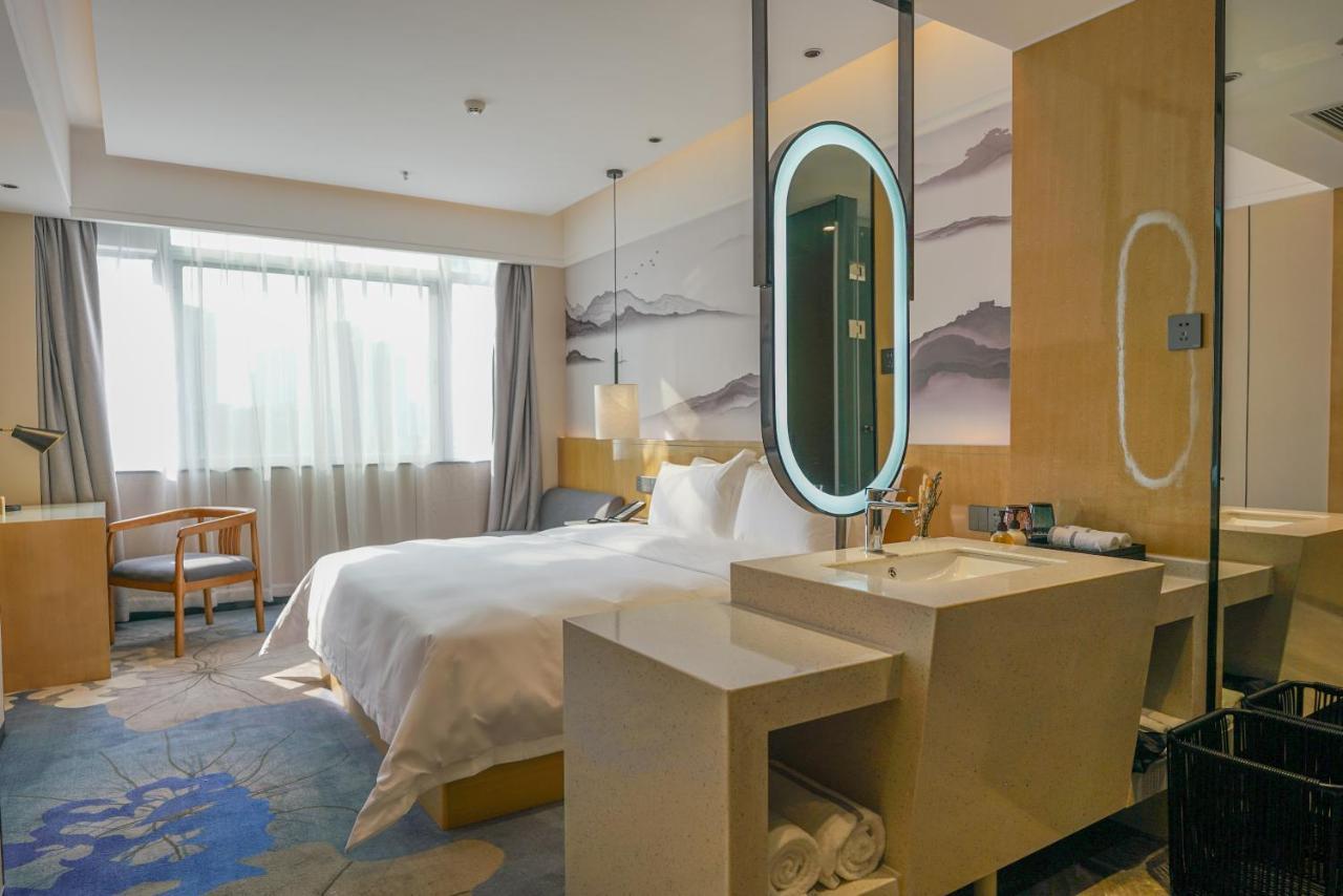 Paco Hotel Shenzhen Luohu Port Екстериор снимка