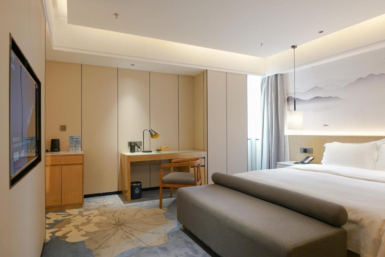 Paco Hotel Shenzhen Luohu Port Екстериор снимка