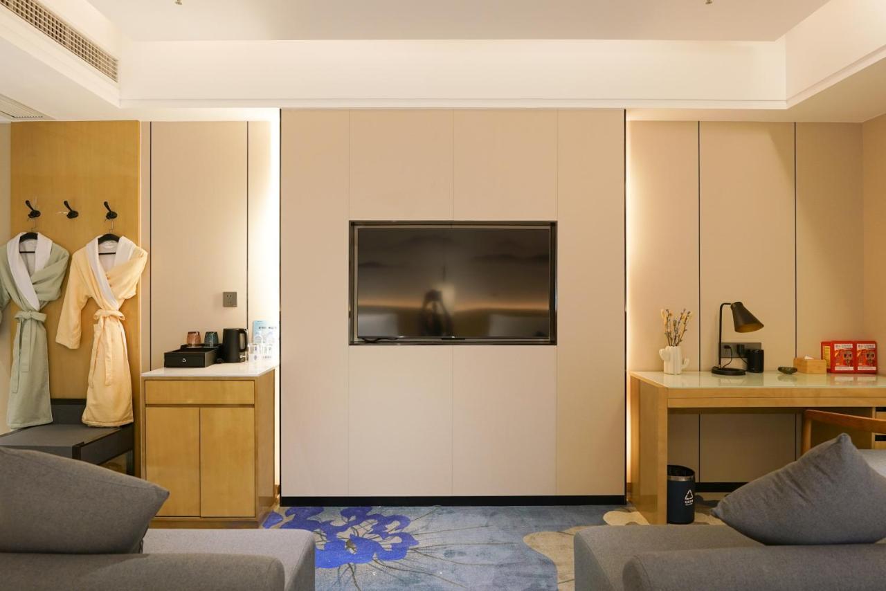 Paco Hotel Shenzhen Luohu Port Екстериор снимка