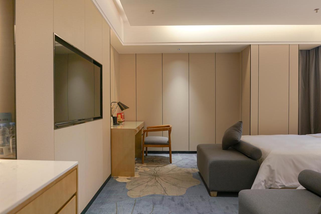 Paco Hotel Shenzhen Luohu Port Екстериор снимка