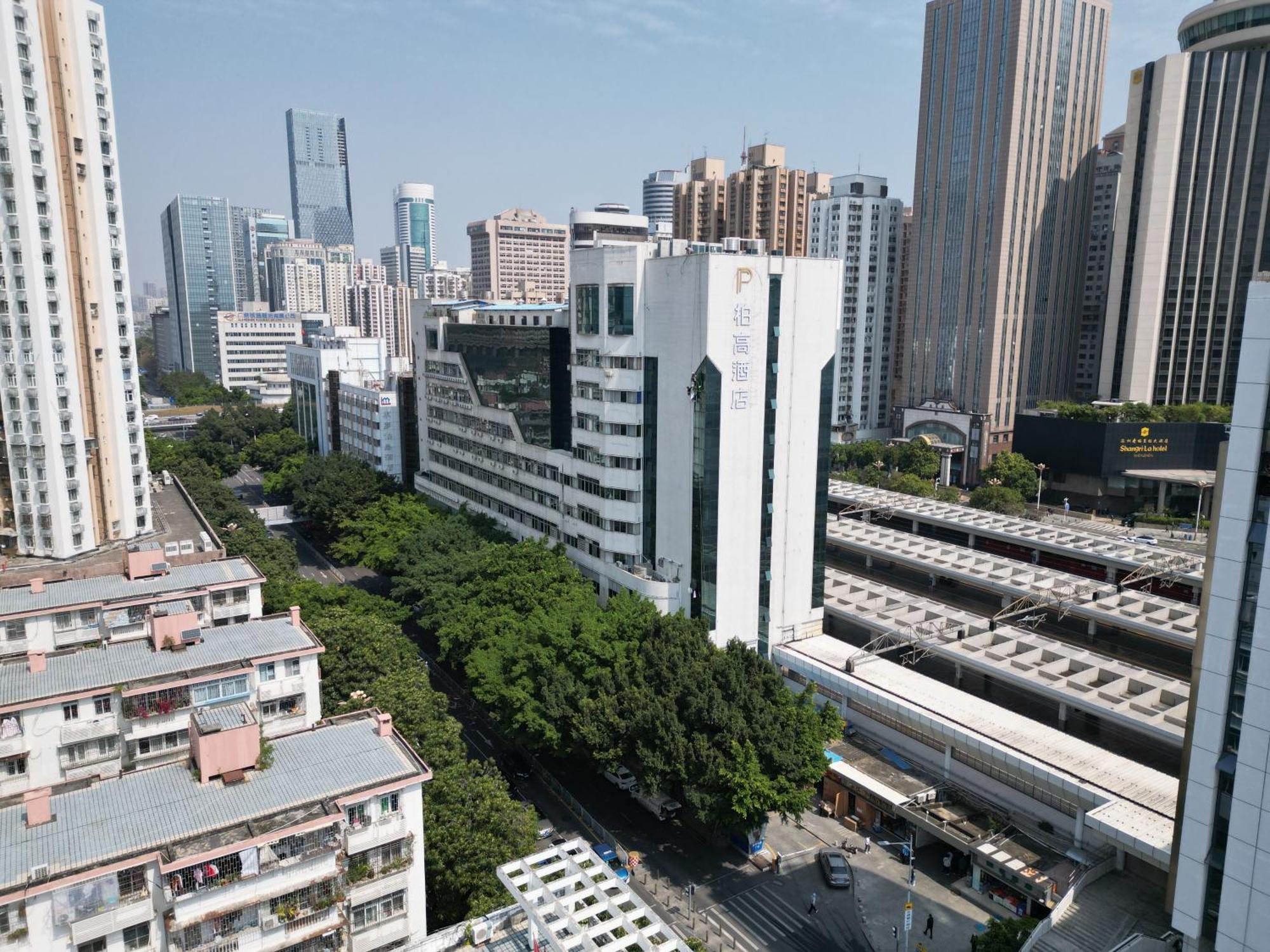 Paco Hotel Shenzhen Luohu Port Екстериор снимка