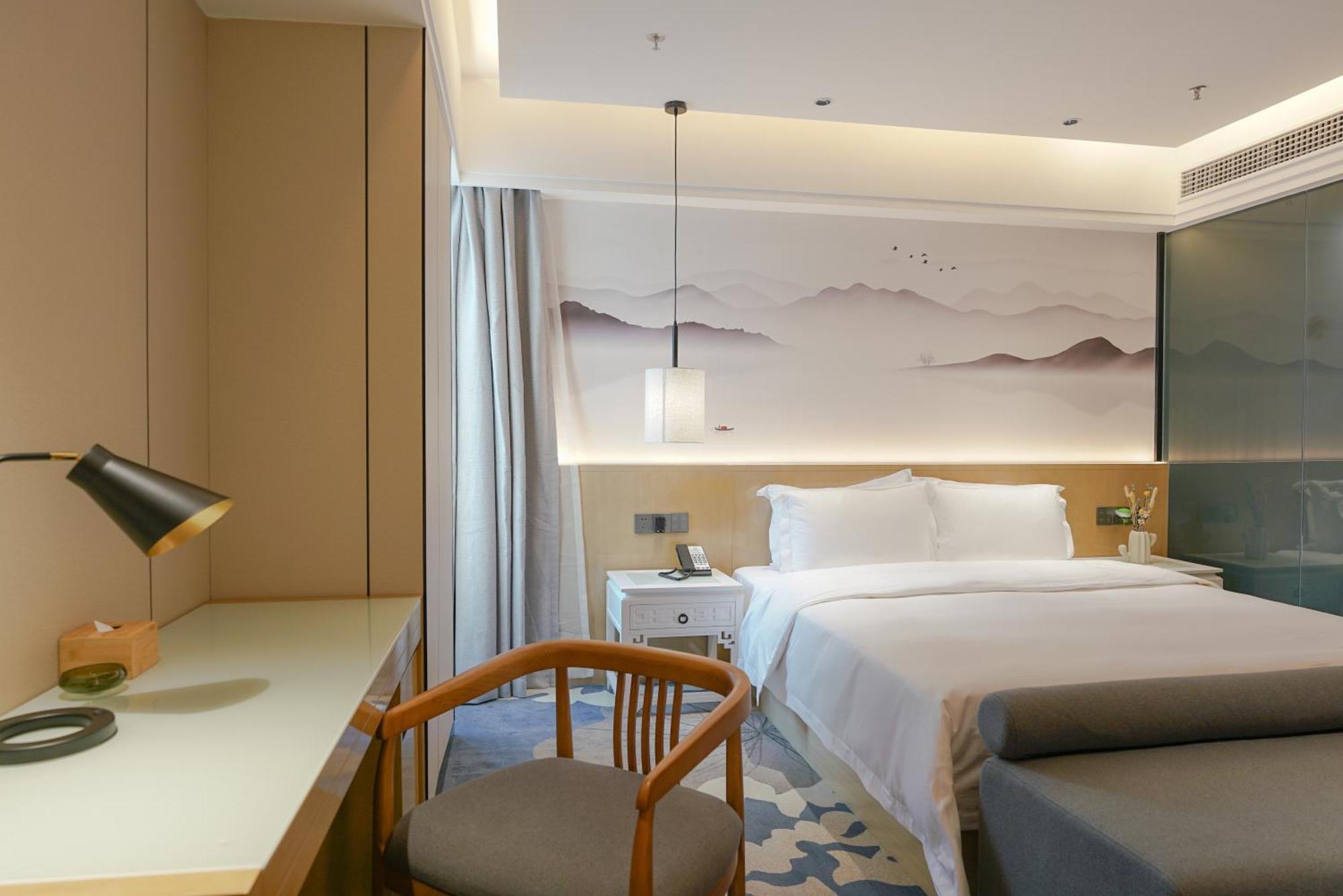 Paco Hotel Shenzhen Luohu Port Екстериор снимка