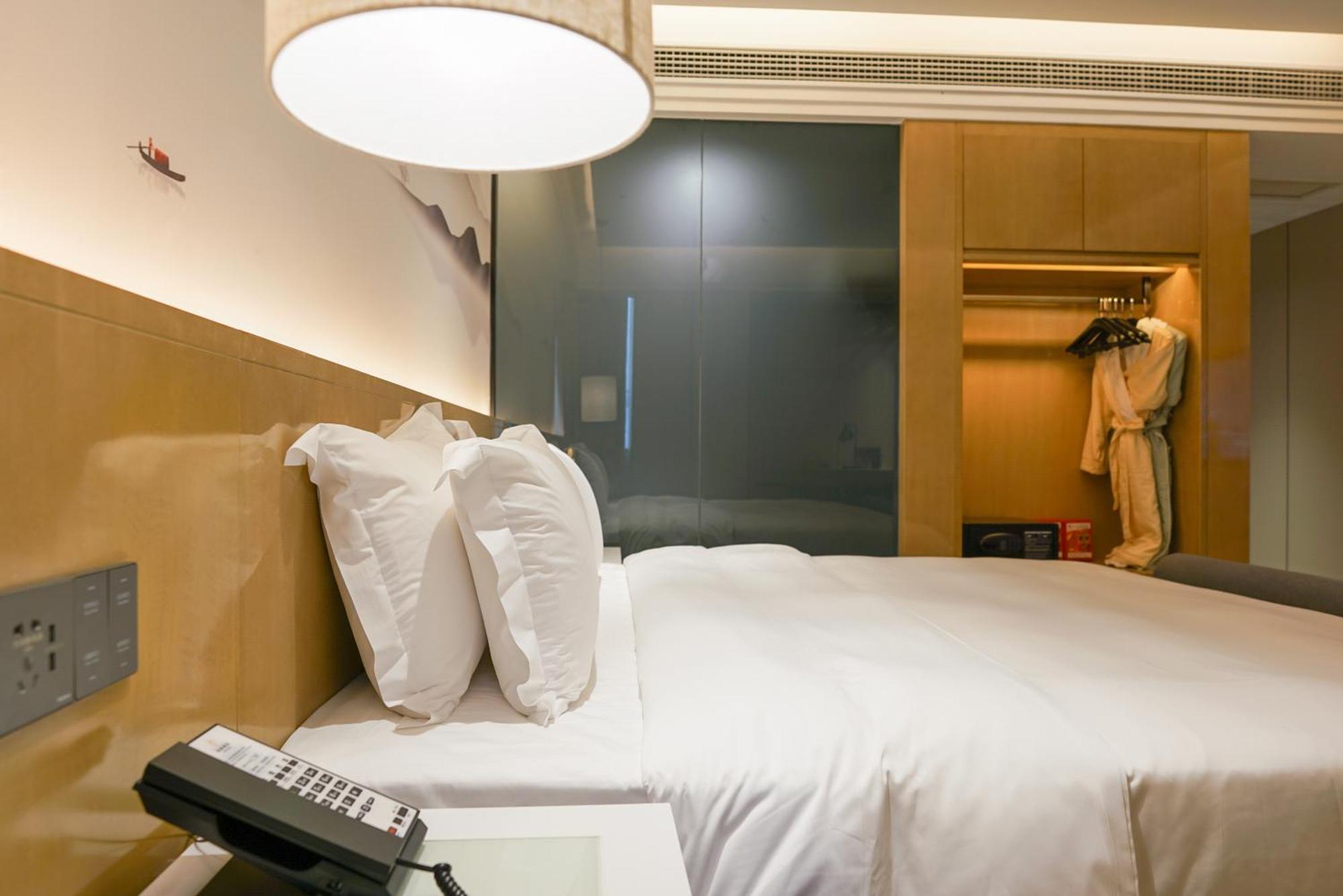 Paco Hotel Shenzhen Luohu Port Екстериор снимка