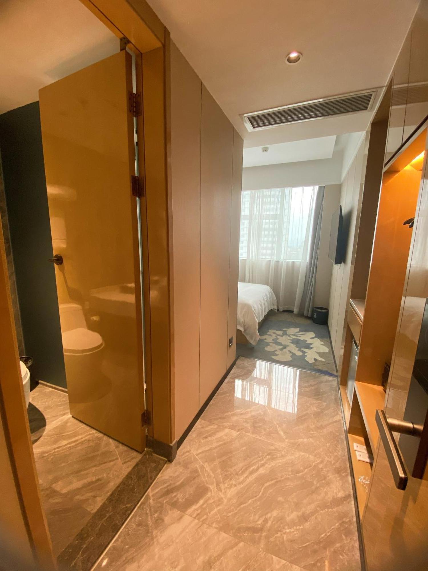 Paco Hotel Shenzhen Luohu Port Екстериор снимка